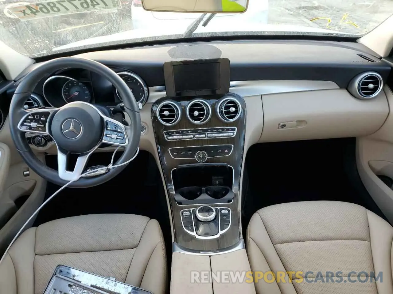 8 fotografías del automóvil dañado WDDWF8DB7KR461512 MERCEDES-BENZ C-CLASS 2019