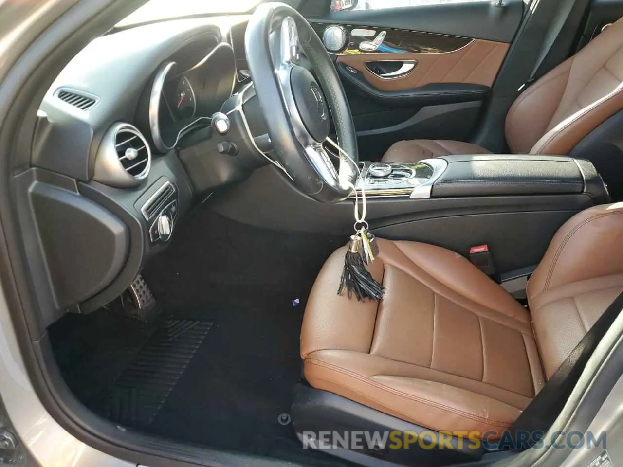 7 fotografías del automóvil dañado WDDWF8DB8KR482143 MERCEDES-BENZ C-CLASS 2019