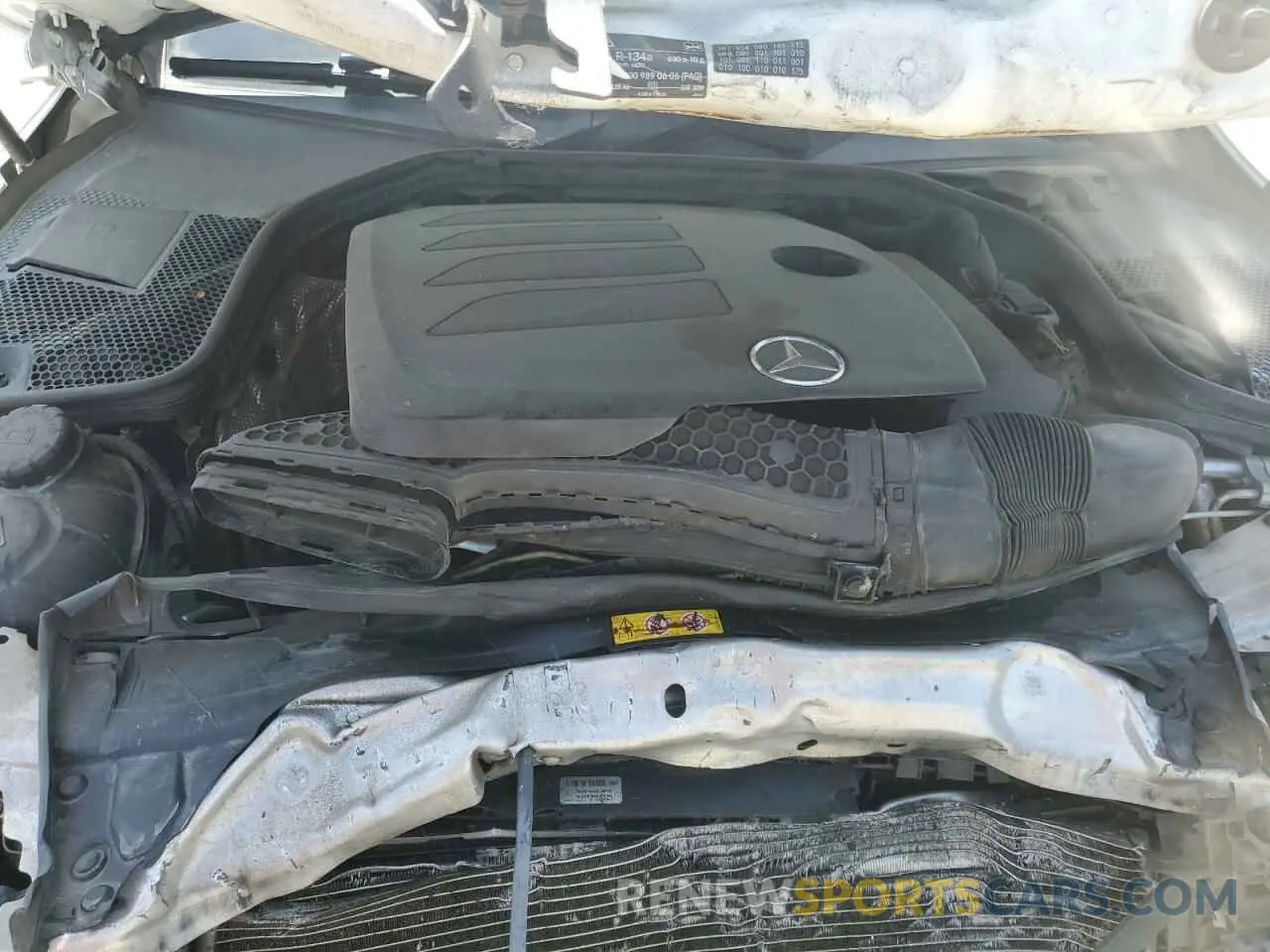 11 fotografías del automóvil dañado WDDWF8DB9KR515666 MERCEDES-BENZ C-CLASS 2019