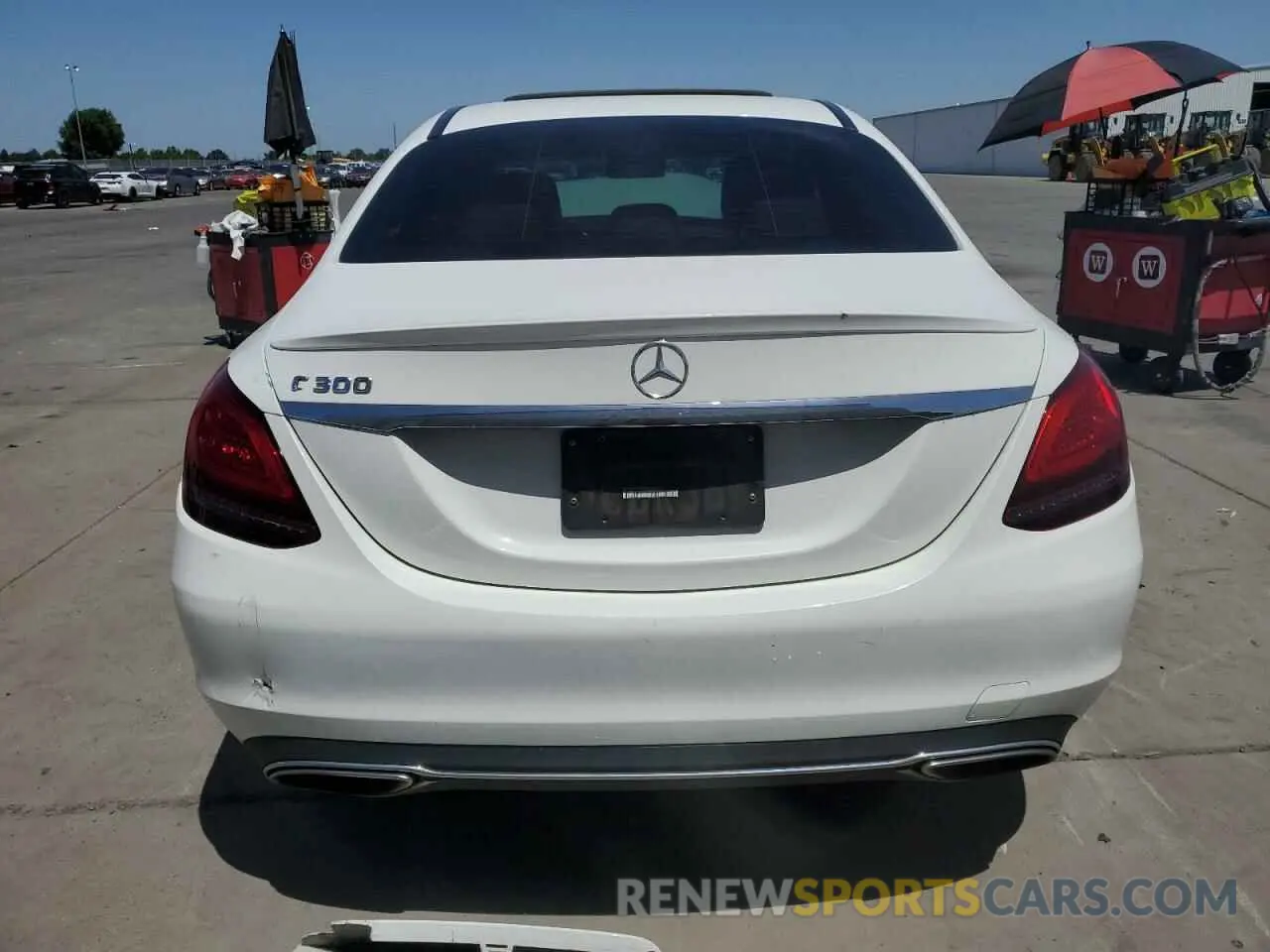 6 fotografías del automóvil dañado WDDWF8DB9KR515666 MERCEDES-BENZ C-CLASS 2019