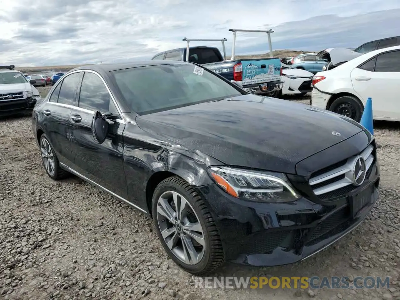 4 fotografías del automóvil dañado WDDWF8EB0KR502531 MERCEDES-BENZ C-CLASS 2019