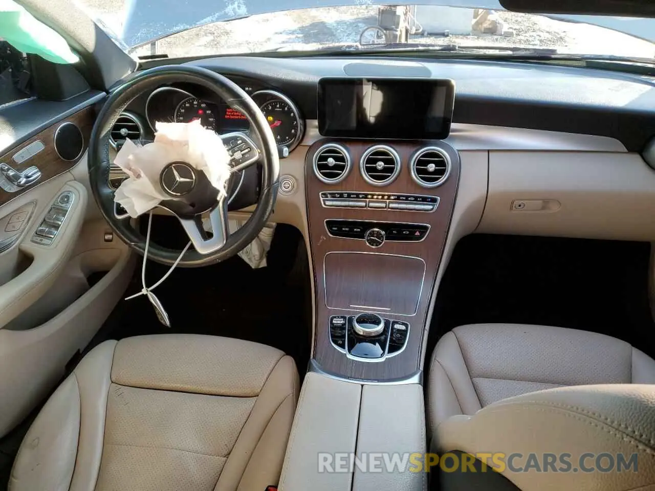 8 fotografías del automóvil dañado WDDWF8EB3KR512860 MERCEDES-BENZ C-CLASS 2019