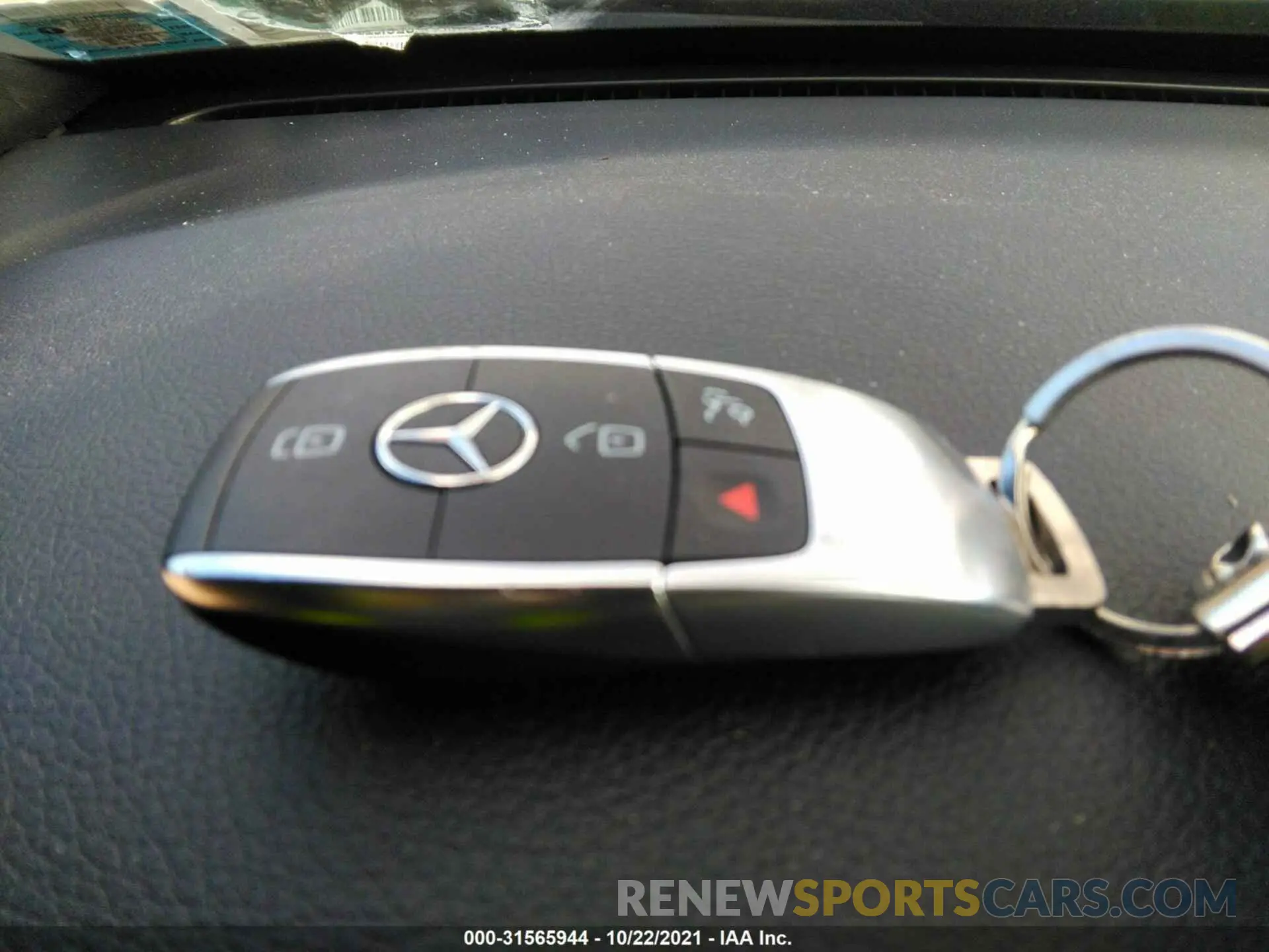 11 fotografías del automóvil dañado WDDWF8EB8KR514944 MERCEDES-BENZ C-CLASS 2019