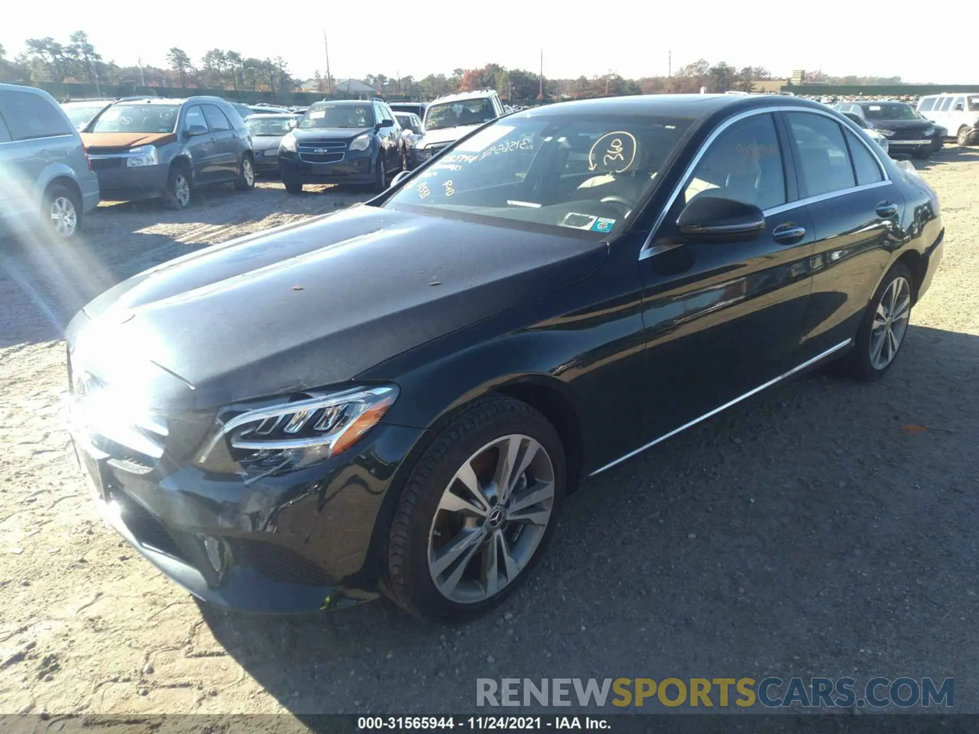 2 fotografías del automóvil dañado WDDWF8EB8KR514944 MERCEDES-BENZ C-CLASS 2019