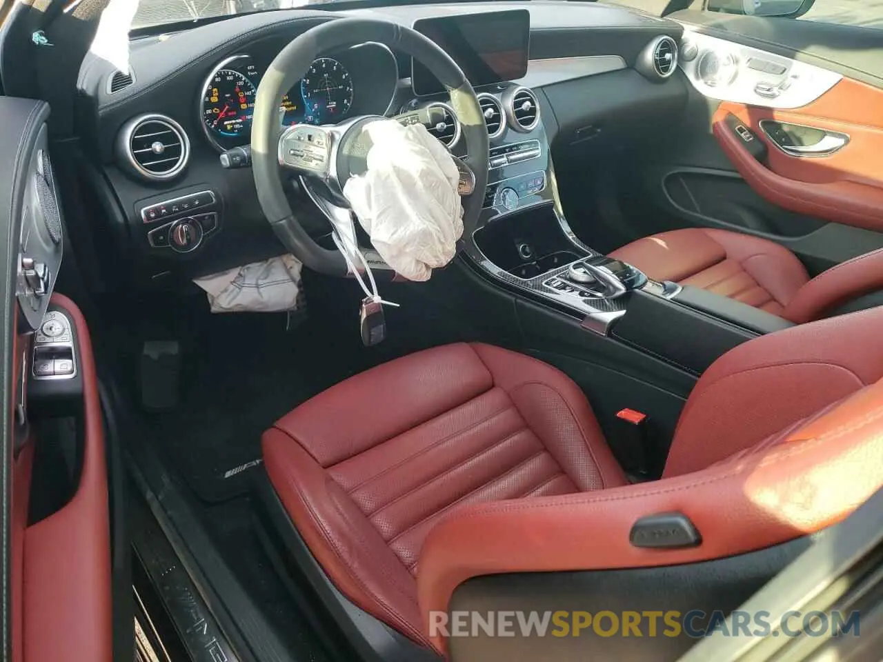 8 fotografías del automóvil dañado WDDWJ6EB2KF785910 MERCEDES-BENZ C-CLASS 2019