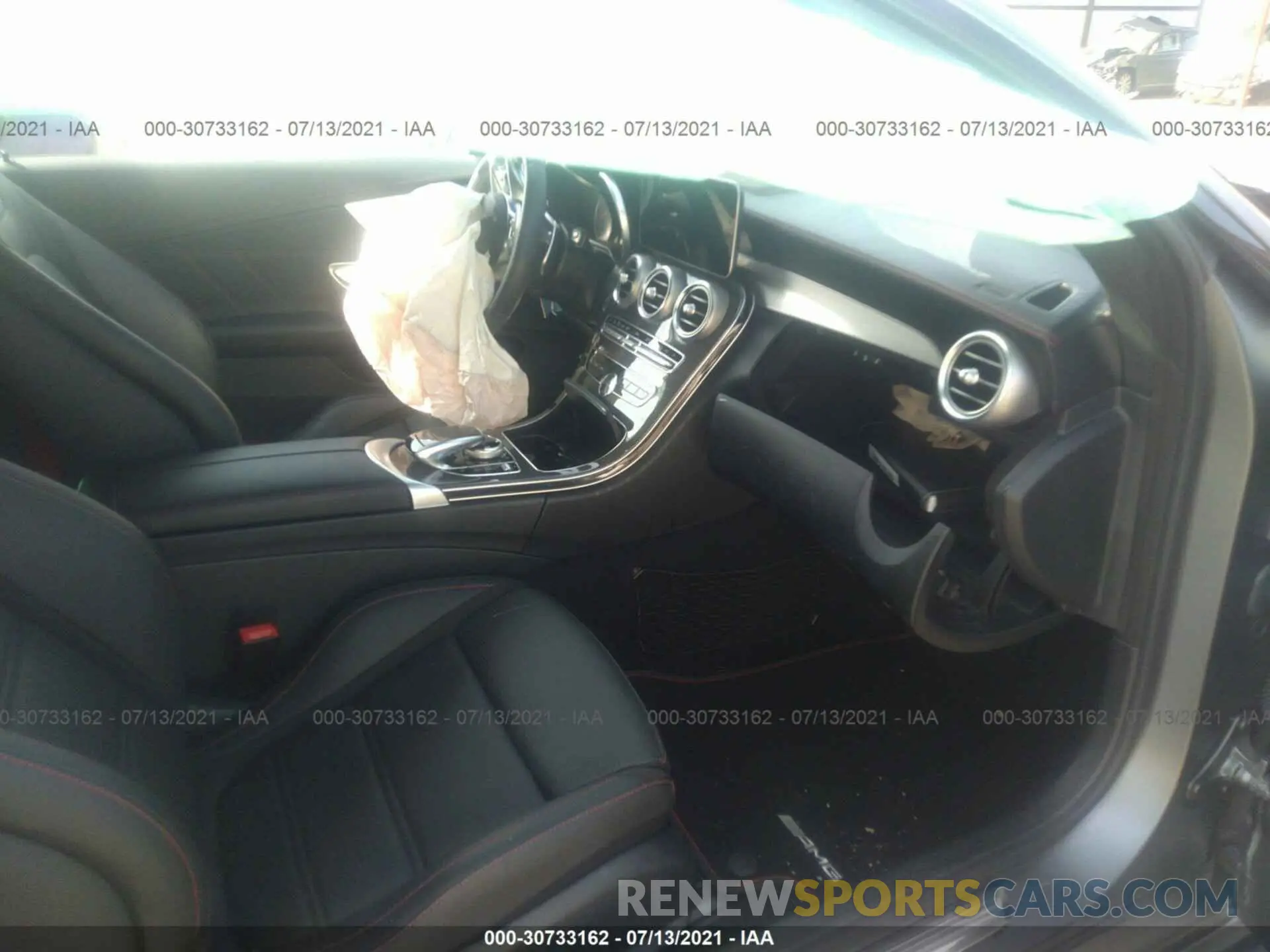 5 fotografías del automóvil dañado WDDWJ6EB3KF913765 MERCEDES-BENZ C-CLASS 2019