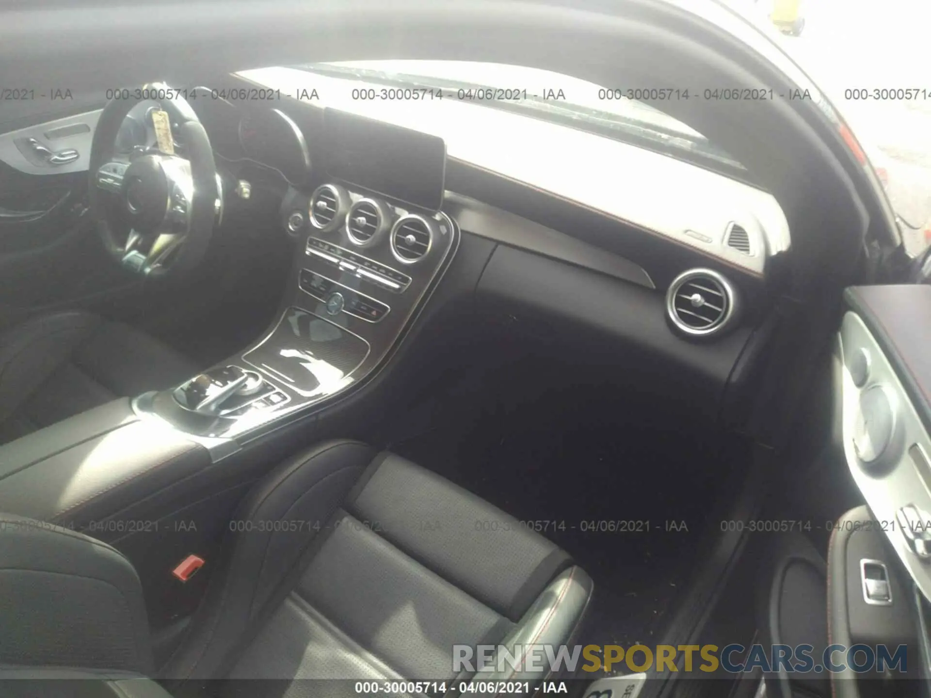 5 fotografías del automóvil dañado WDDWJ6EB6KF804667 MERCEDES-BENZ C-CLASS 2019