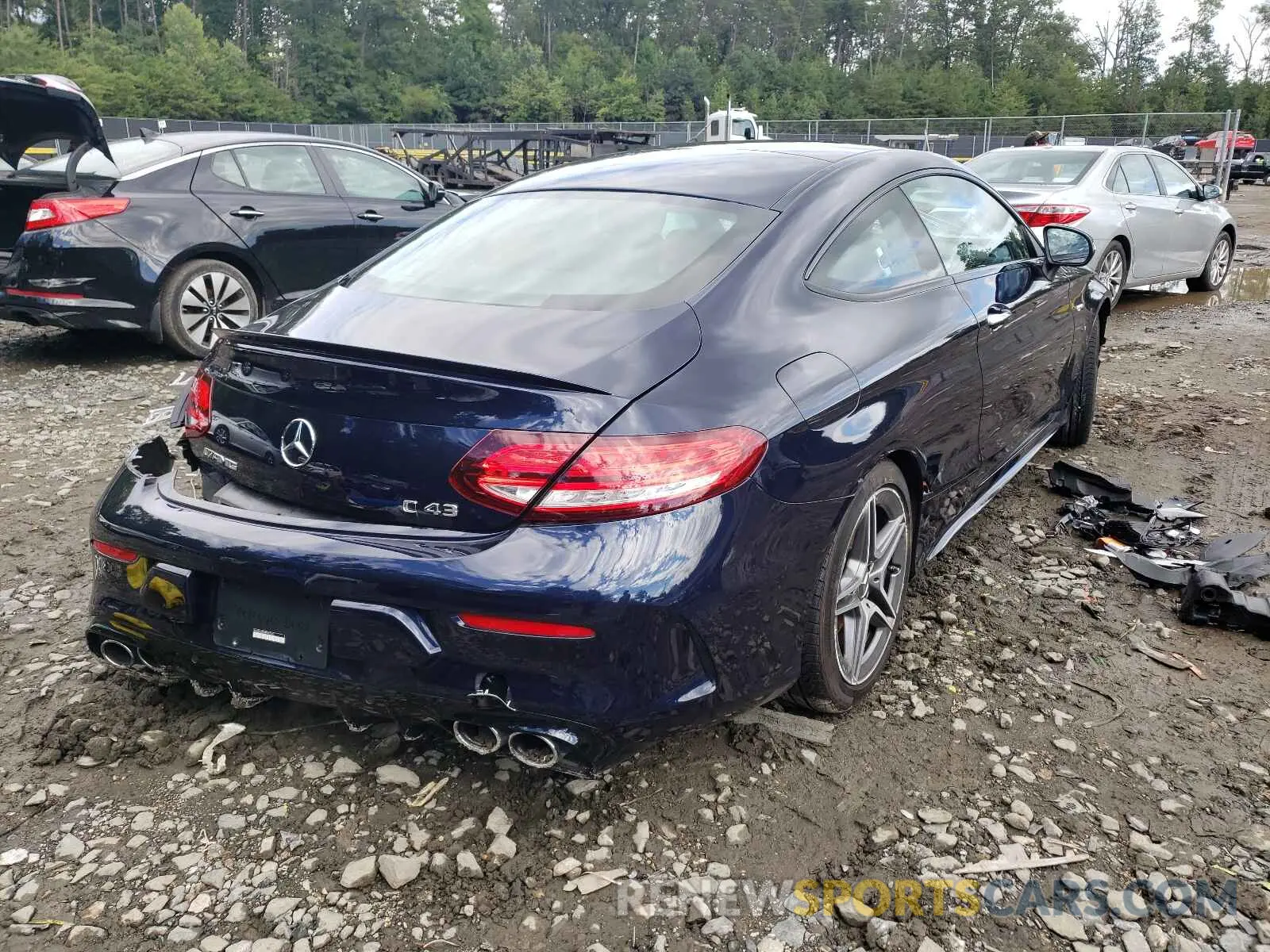 4 fotografías del automóvil dañado WDDWJ6EB8KF807201 MERCEDES-BENZ C-CLASS 2019
