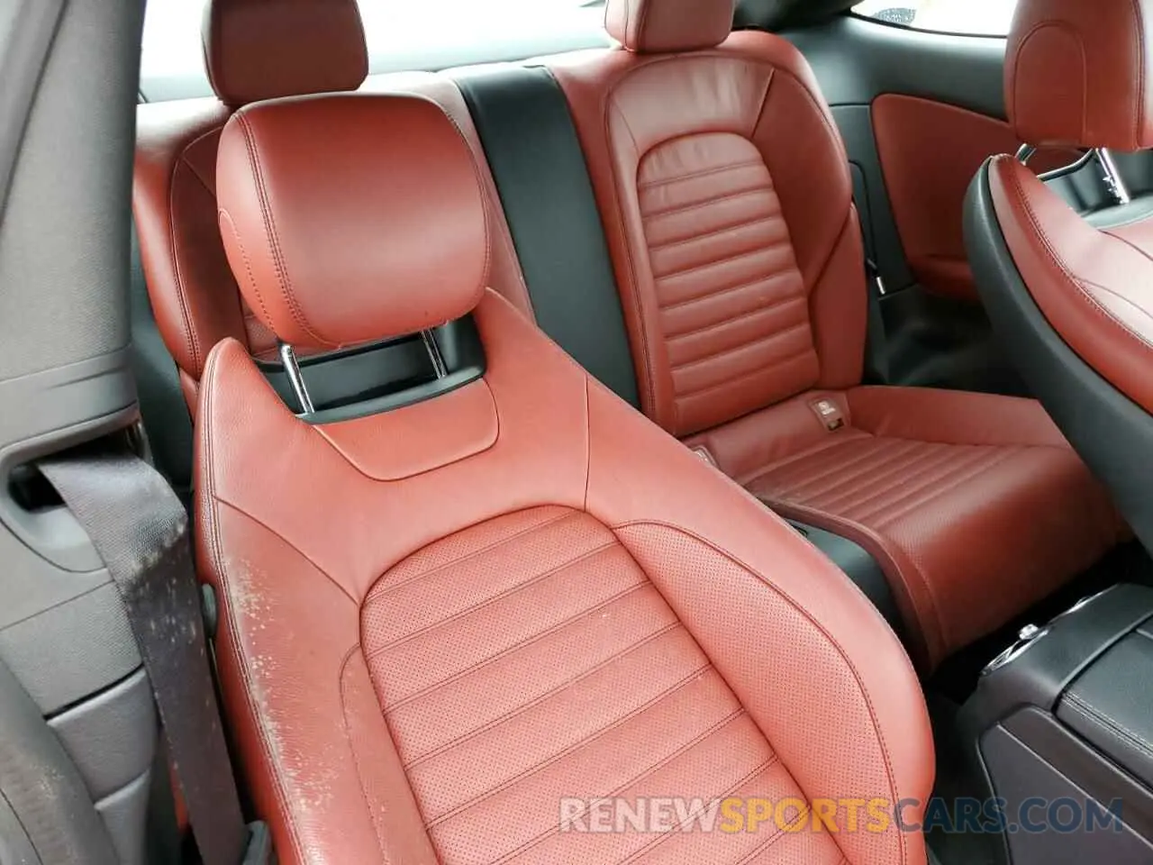 6 fotografías del automóvil dañado WDDWJ8DB0KF848175 MERCEDES-BENZ C-CLASS 2019