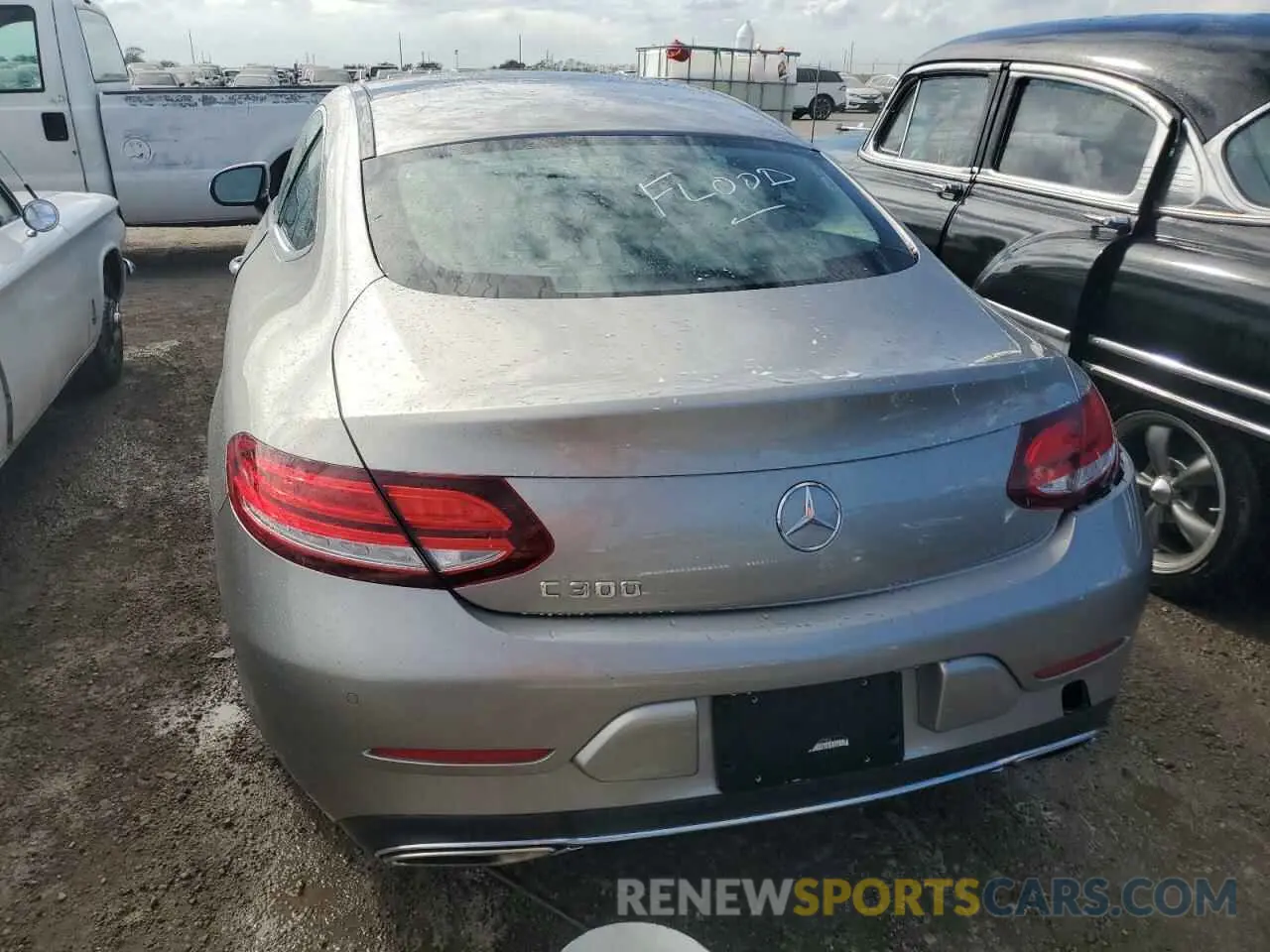 6 fotografías del automóvil dañado WDDWJ8DB2KF777626 MERCEDES-BENZ C-CLASS 2019
