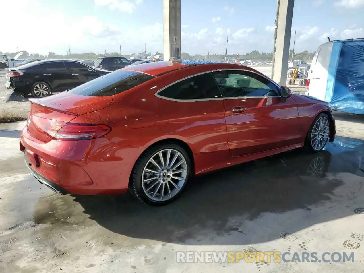 3 fotografías del automóvil dañado WDDWJ8DB2KF811645 MERCEDES-BENZ C-CLASS 2019
