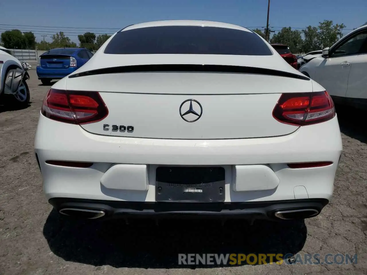 6 fotografías del automóvil dañado WDDWJ8DB2KF826159 MERCEDES-BENZ C-CLASS 2019