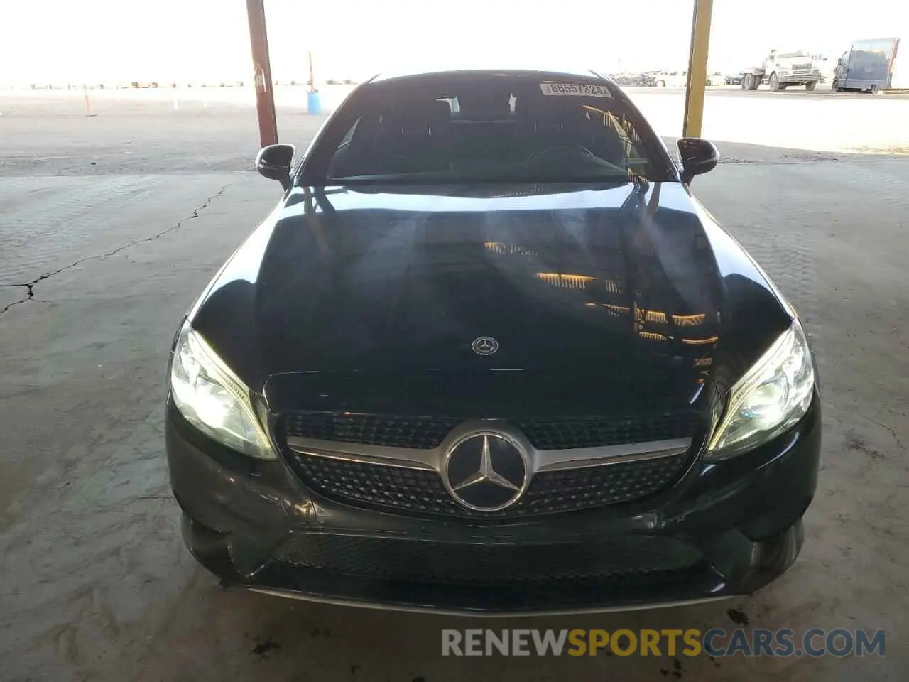 5 fotografías del automóvil dañado WDDWJ8DB5KF775370 MERCEDES-BENZ C-CLASS 2019