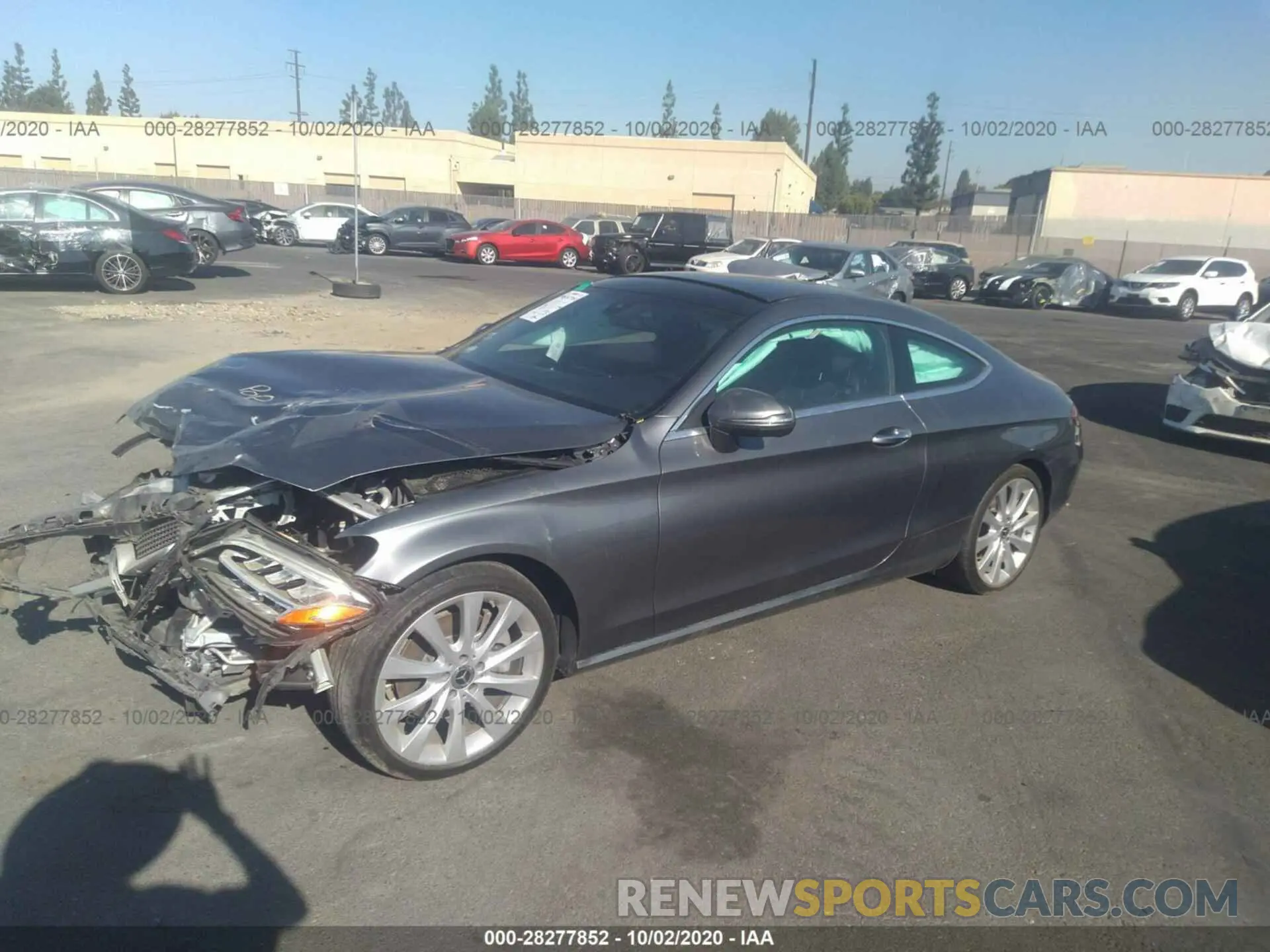 2 fotografías del automóvil dañado WDDWJ8DB6KF768184 MERCEDES-BENZ C-CLASS 2019