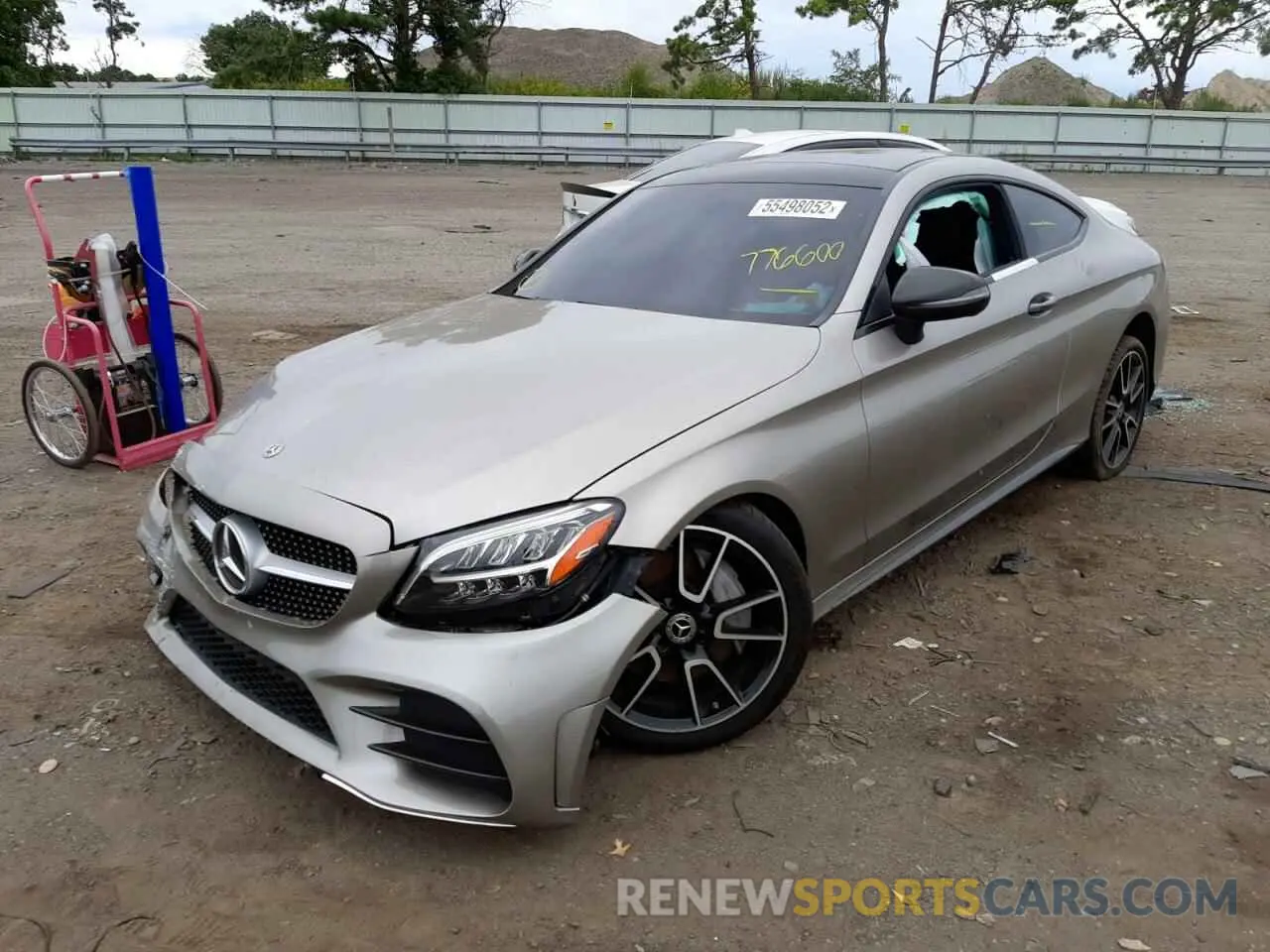 2 fotografías del automóvil dañado WDDWJ8EB3KF776600 MERCEDES-BENZ C-CLASS 2019