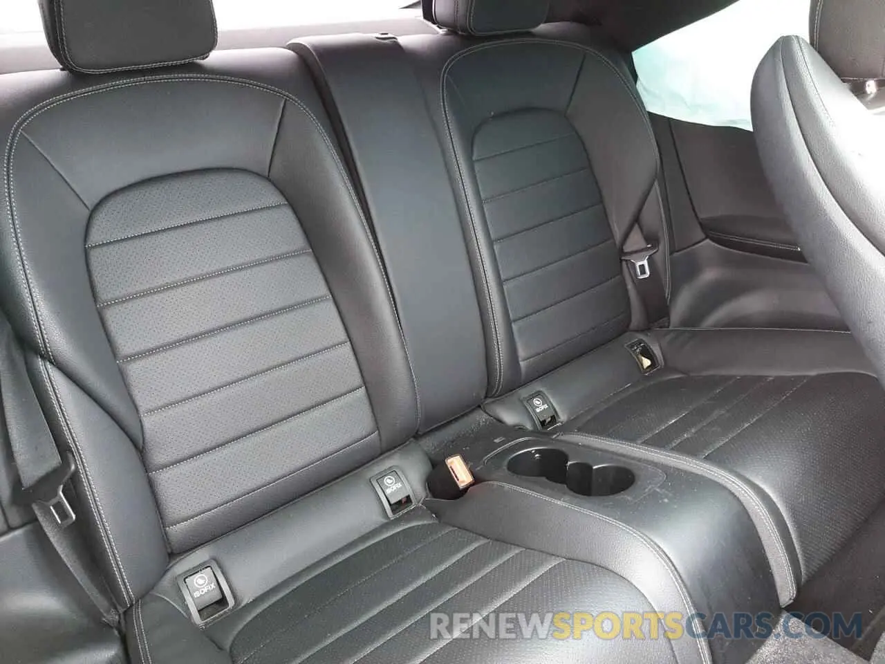 6 fotografías del automóvil dañado WDDWJ8EB3KF776600 MERCEDES-BENZ C-CLASS 2019
