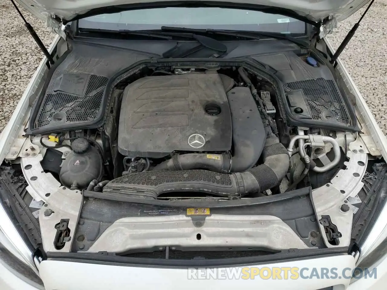 11 fotografías del automóvil dañado WDDWJ8EB6KF843271 MERCEDES-BENZ C-CLASS 2019