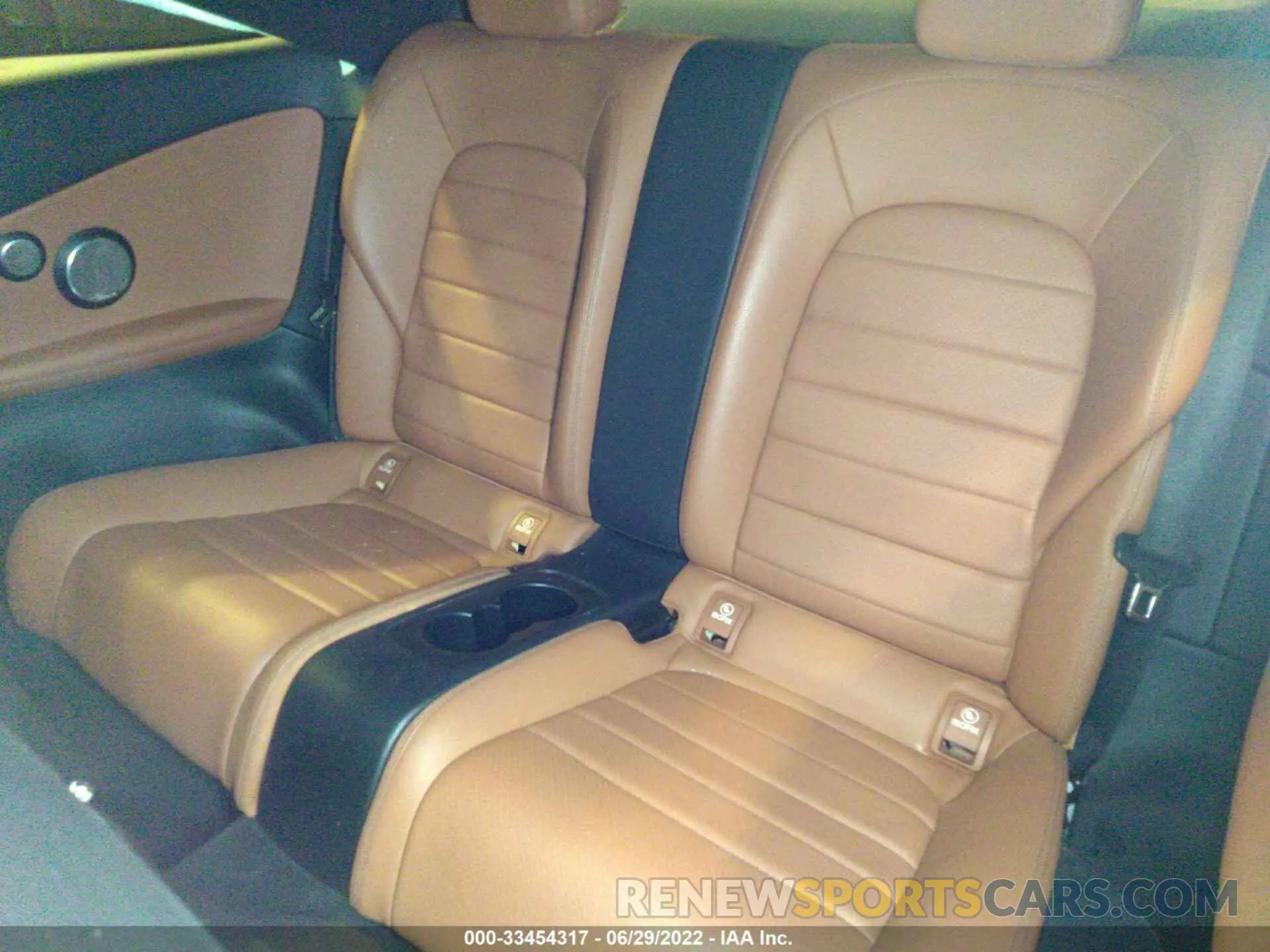 8 fotografías del automóvil dañado WDDWJ8EBXKF773922 MERCEDES-BENZ C-CLASS 2019