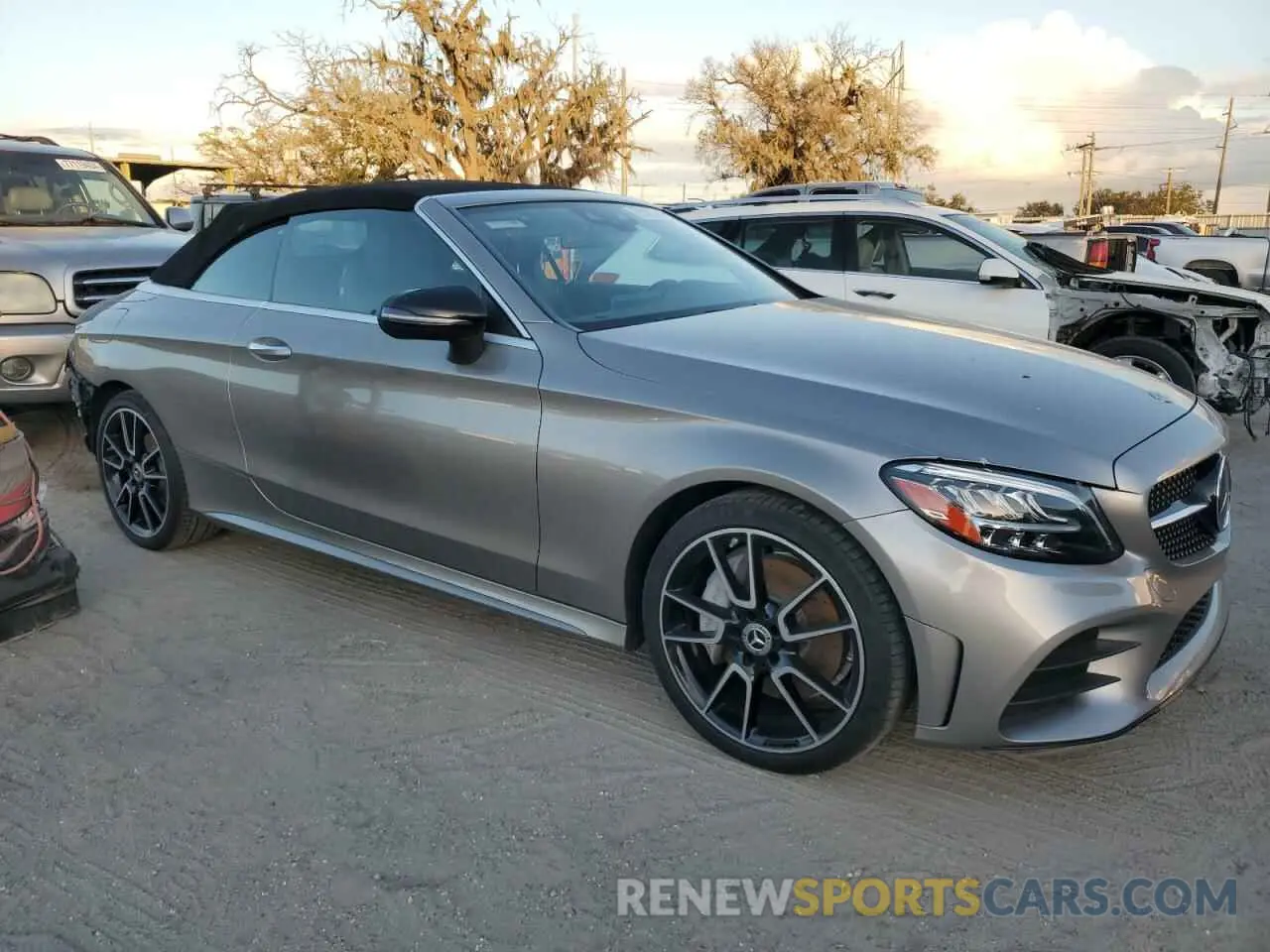 4 fotografías del automóvil dañado WDDWK8EB5KF774456 MERCEDES-BENZ C-CLASS 2019