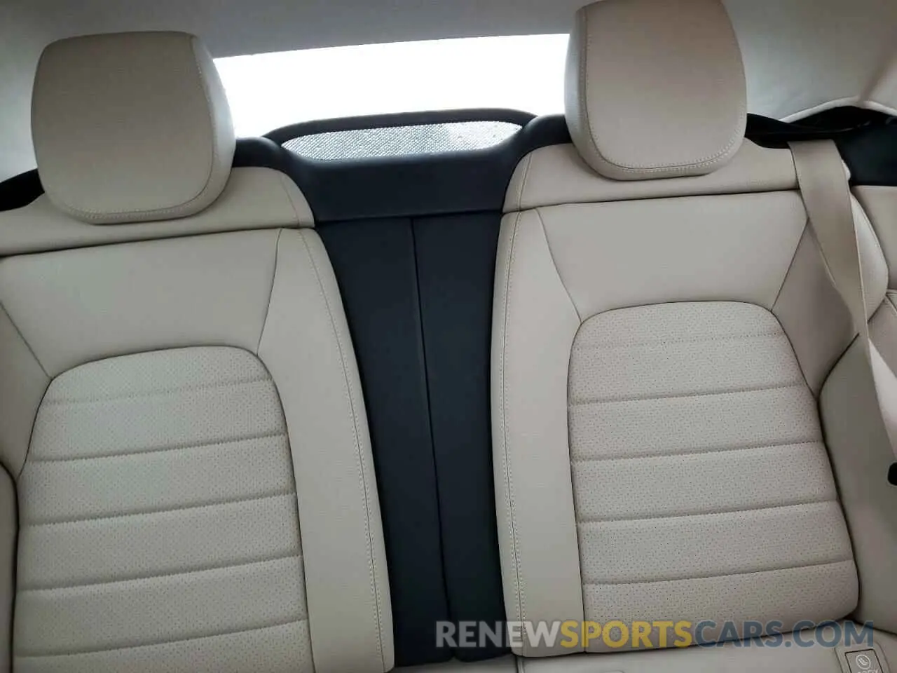10 fotografías del automóvil dañado WDDWK8EB6KF801826 MERCEDES-BENZ C-CLASS 2019