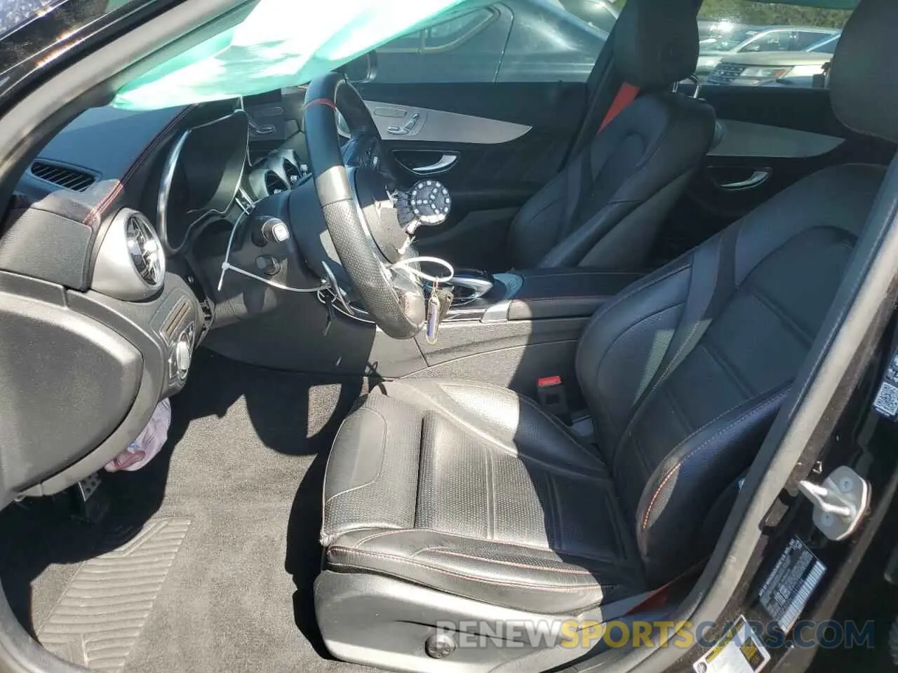 7 fotografías del automóvil dañado 55SWF6EB5LU331098 MERCEDES-BENZ C-CLASS 2020