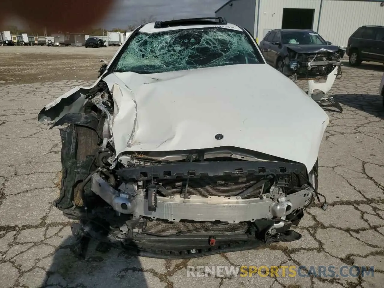 5 fotografías del automóvil dañado 55SWF6EB7LU333645 MERCEDES-BENZ C-CLASS 2020