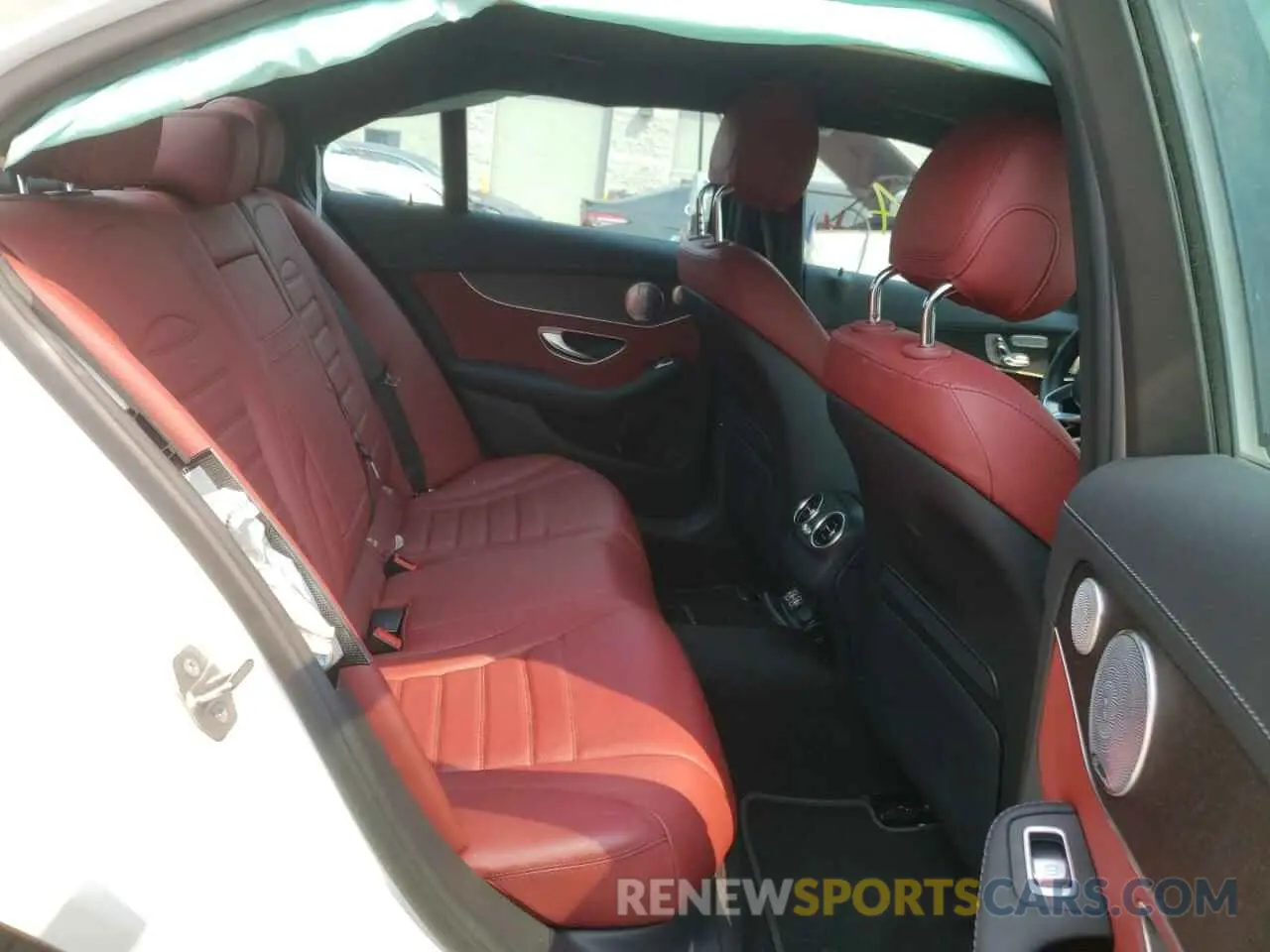 6 fotografías del automóvil dañado 55SWF8DB1LU322993 MERCEDES-BENZ C-CLASS 2020
