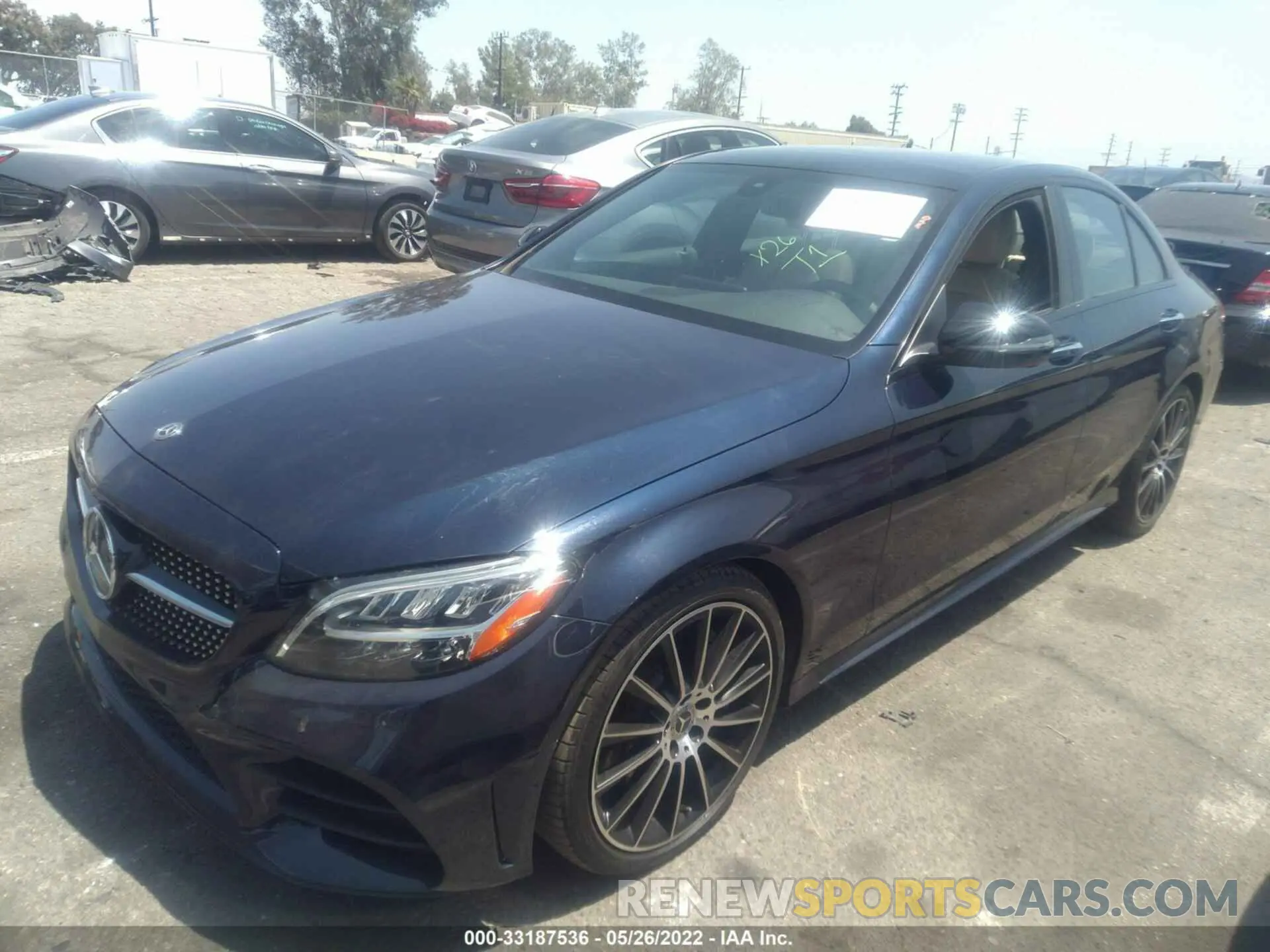 2 fotografías del automóvil dañado 55SWF8DB3LU323322 MERCEDES-BENZ C-CLASS 2020