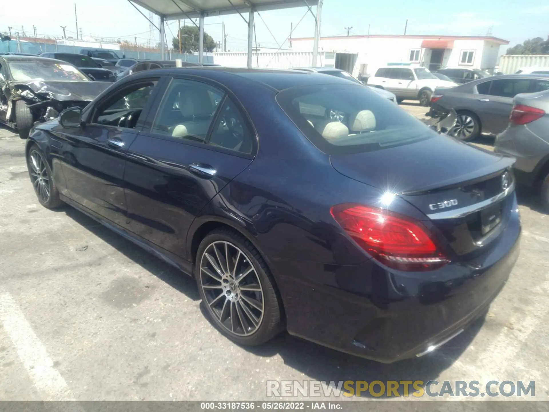 3 fotografías del automóvil dañado 55SWF8DB3LU323322 MERCEDES-BENZ C-CLASS 2020