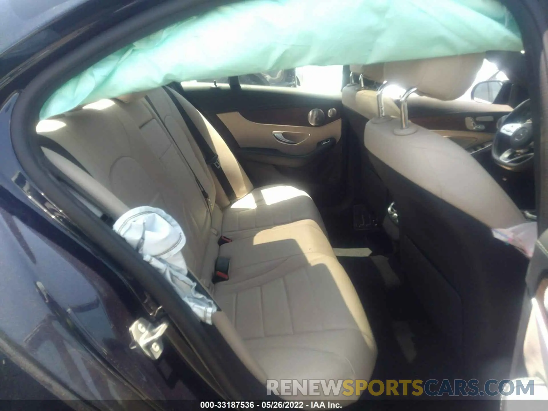 8 fotografías del automóvil dañado 55SWF8DB3LU323322 MERCEDES-BENZ C-CLASS 2020