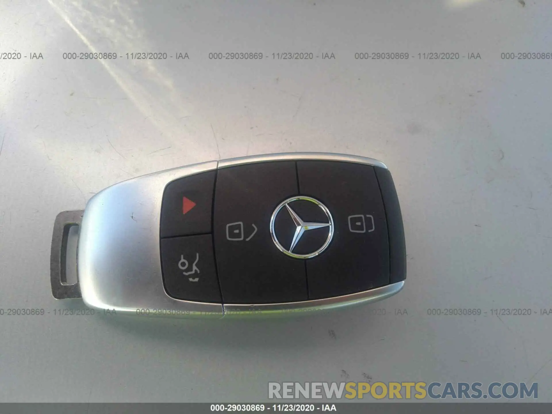 11 fotografías del automóvil dañado 55SWF8DB3LU323840 MERCEDES-BENZ C-CLASS 2020
