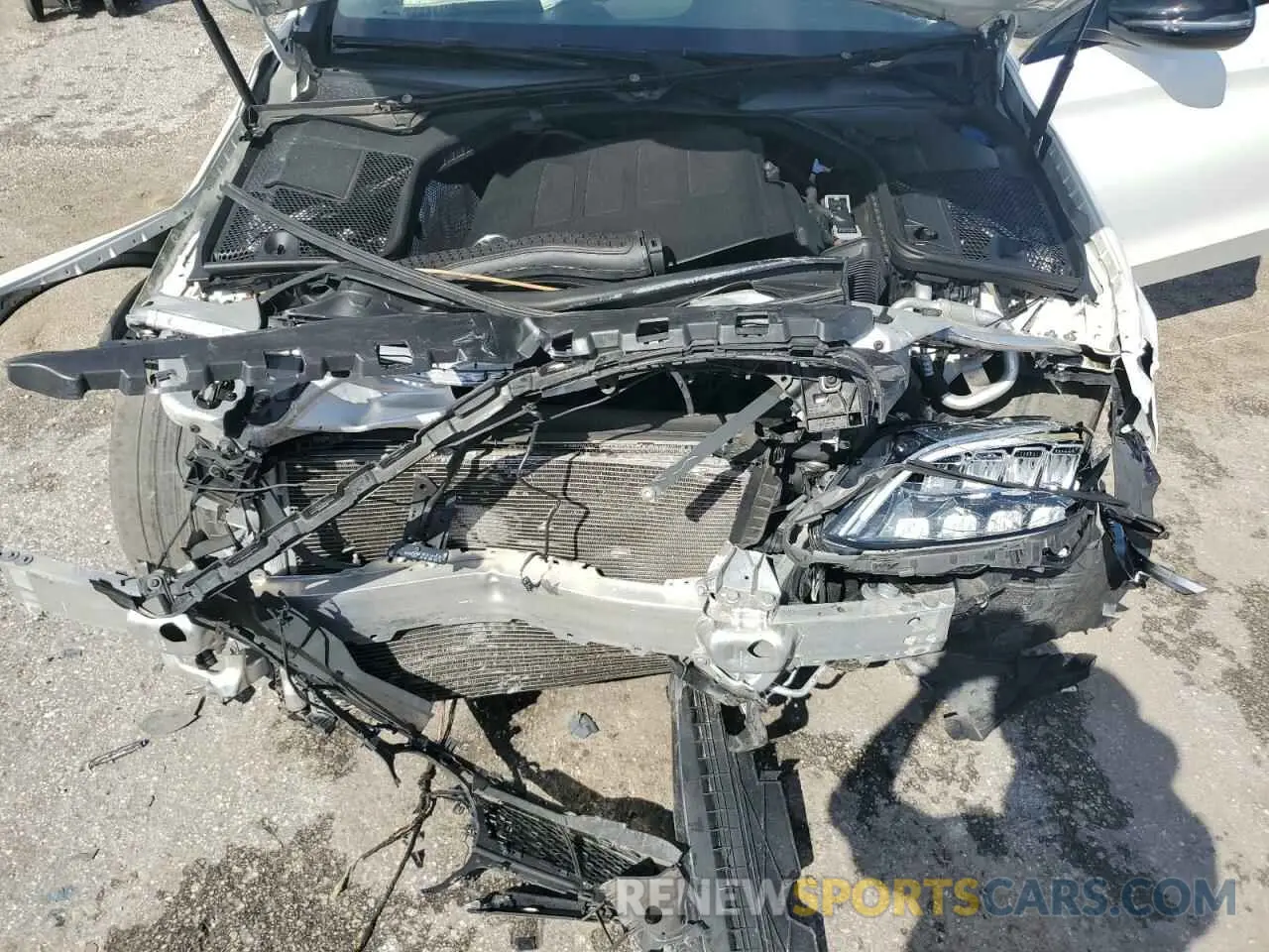 11 fotografías del automóvil dañado 55SWF8DB3LU324194 MERCEDES-BENZ C-CLASS 2020