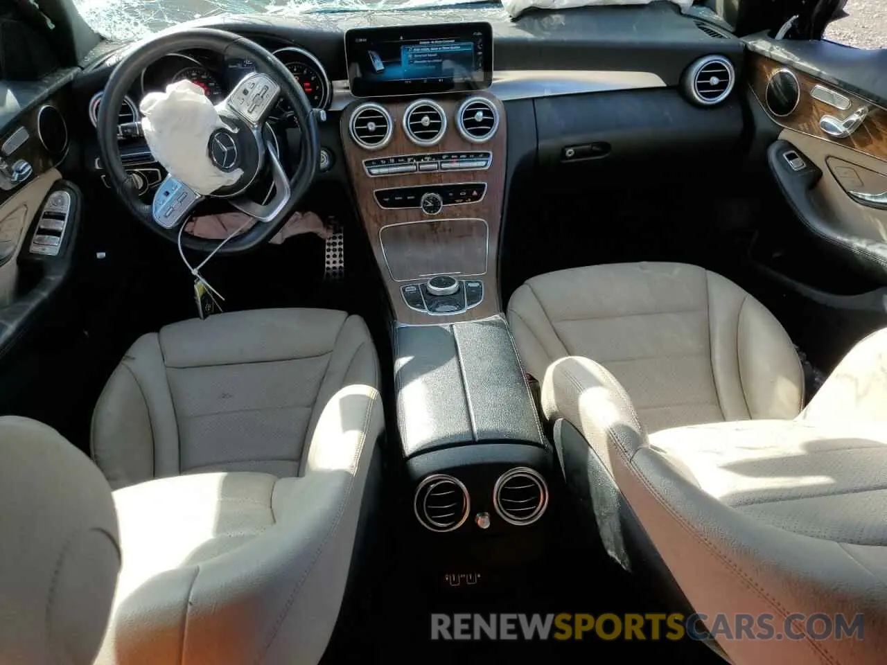 8 fotografías del automóvil dañado 55SWF8DB4LU329551 MERCEDES-BENZ C-CLASS 2020