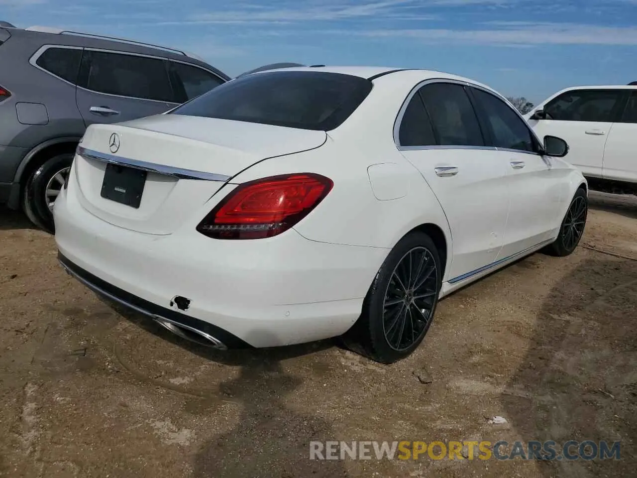 3 fotografías del automóvil dañado 55SWF8DB5LU324326 MERCEDES-BENZ C-CLASS 2020