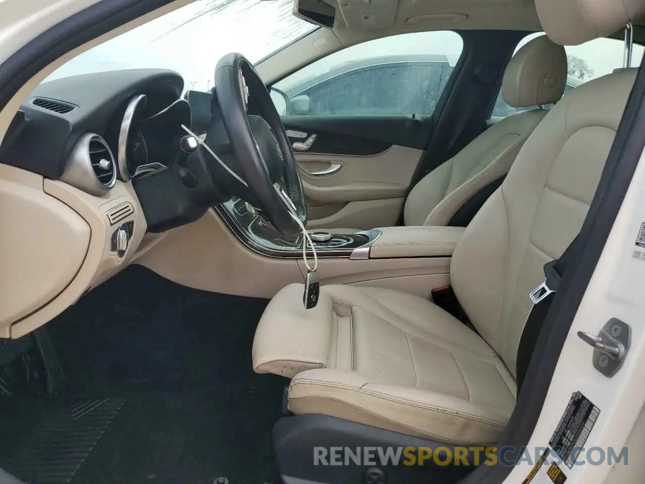7 fotografías del automóvil dañado 55SWF8DB5LU324326 MERCEDES-BENZ C-CLASS 2020