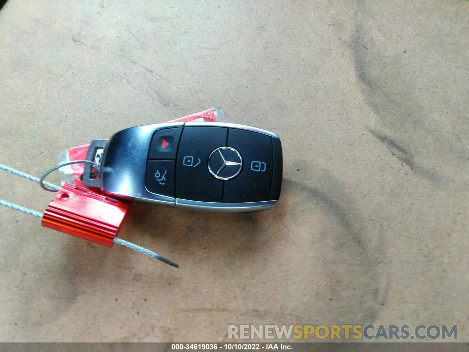 11 fotografías del automóvil dañado 55SWF8DB6LU324478 MERCEDES-BENZ C-CLASS 2020