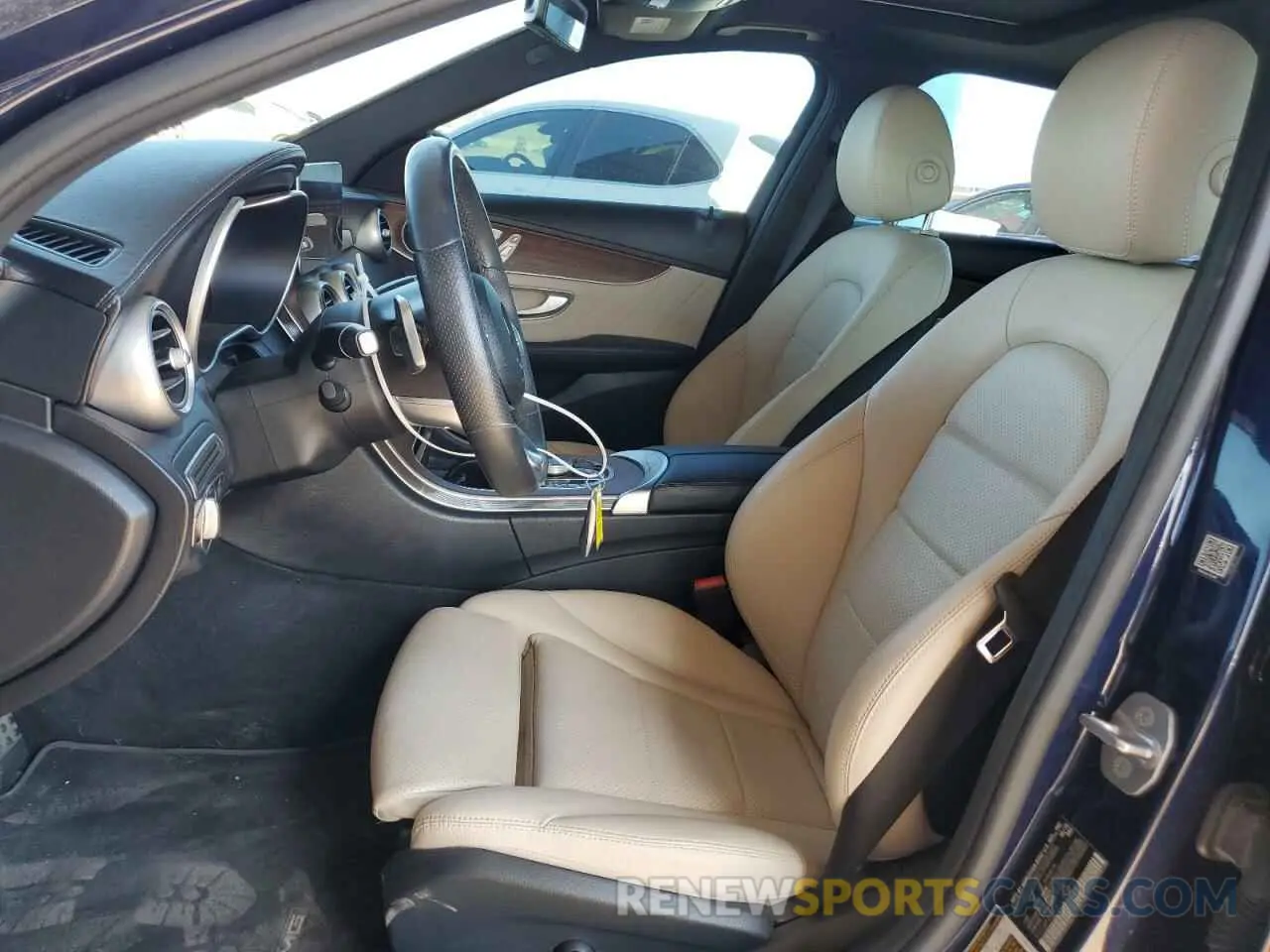 7 fotografías del automóvil dañado 55SWF8DB9LU326662 MERCEDES-BENZ C-CLASS 2020