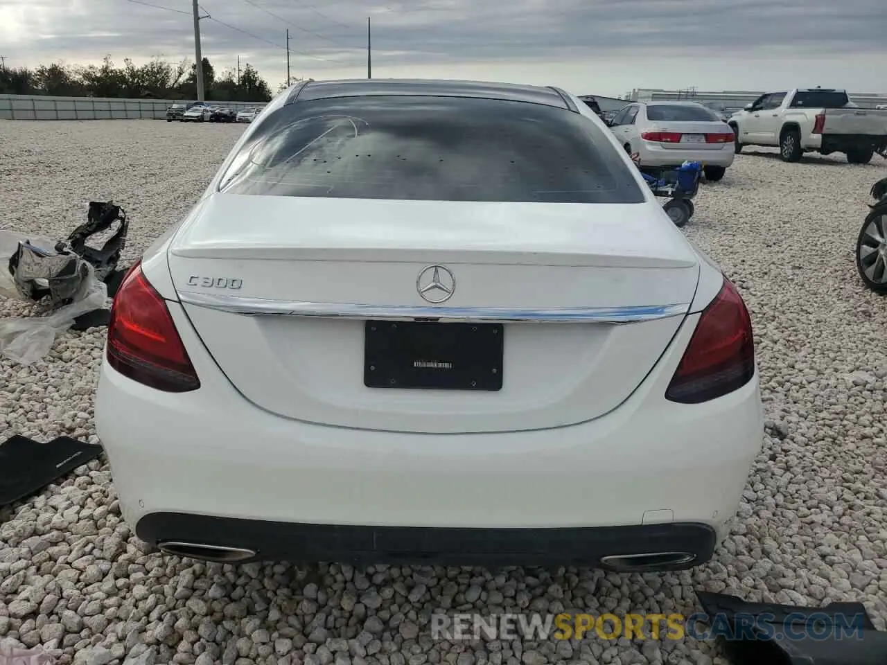 6 fotografías del automóvil dañado 55SWF8DB9LU328704 MERCEDES-BENZ C-CLASS 2020