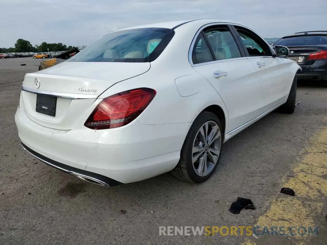 4 fotografías del automóvil dañado 55SWF8EB2LU325965 MERCEDES-BENZ C-CLASS 2020