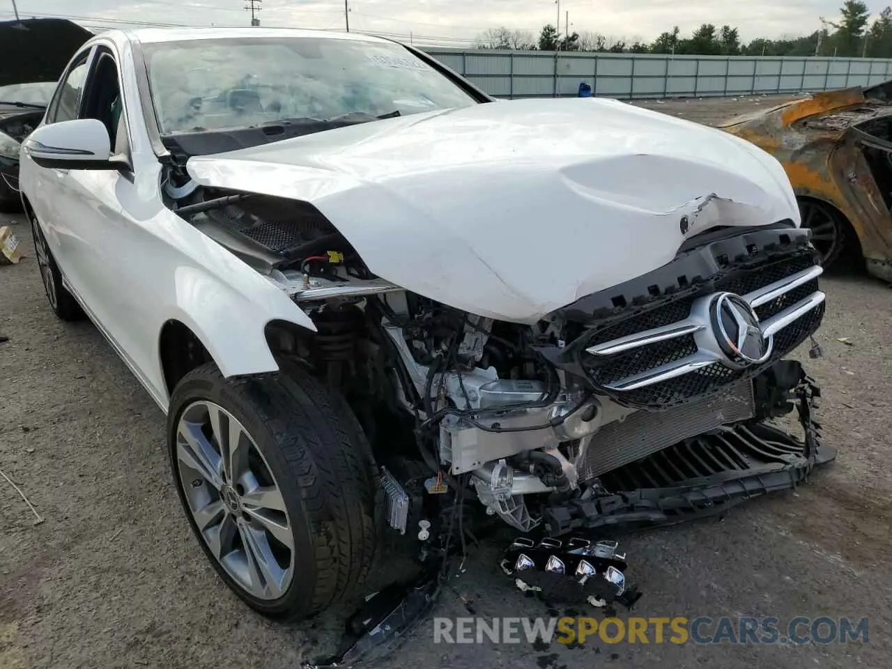 9 fotografías del automóvil dañado 55SWF8EB2LU325965 MERCEDES-BENZ C-CLASS 2020