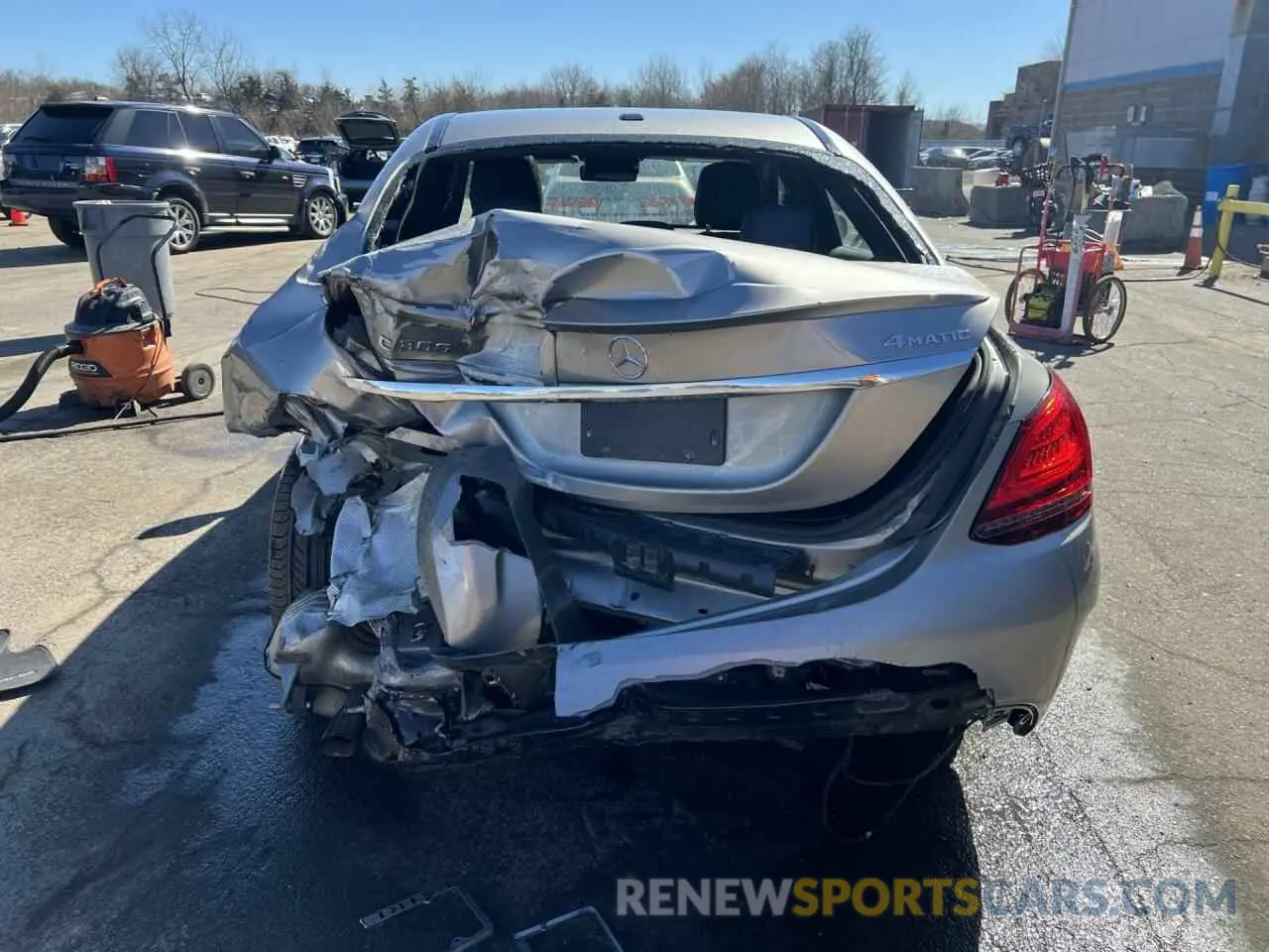 6 fotografías del automóvil dañado 55SWF8EB5LU325541 MERCEDES-BENZ C-CLASS 2020
