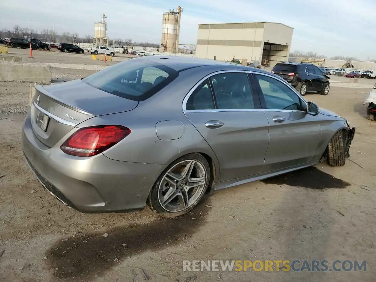 3 fotografías del automóvil dañado 55SWF8EB7LU329039 MERCEDES-BENZ C-CLASS 2020