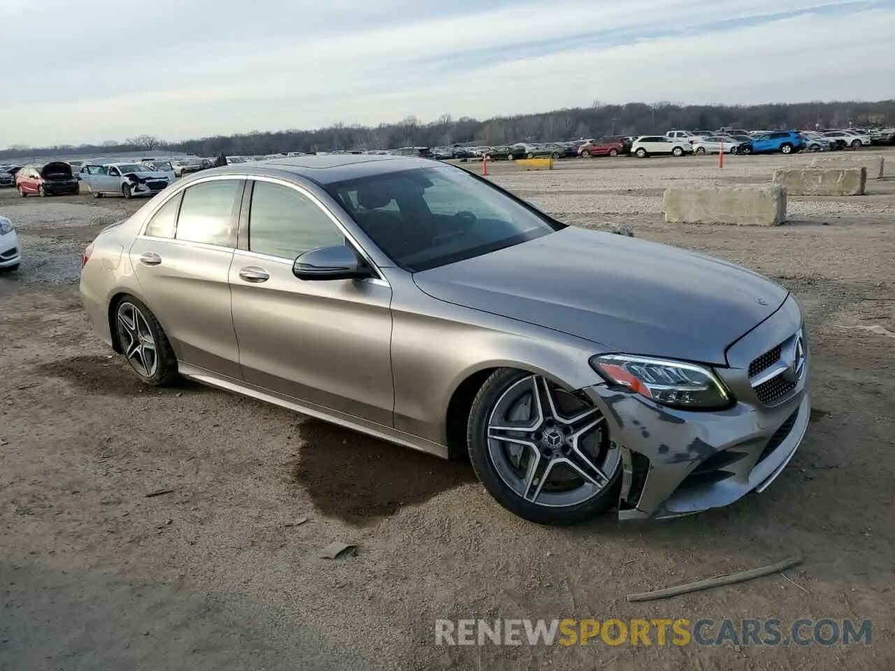 4 fotografías del automóvil dañado 55SWF8EB7LU329039 MERCEDES-BENZ C-CLASS 2020