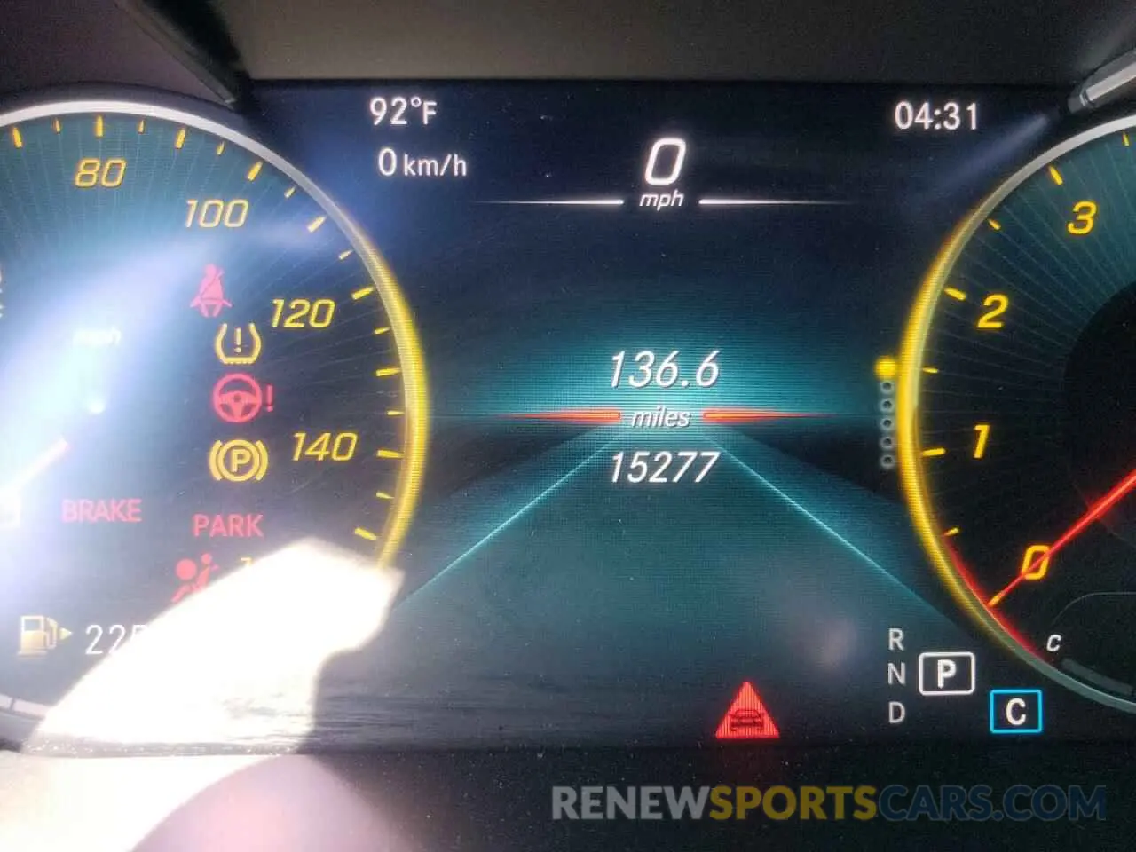 8 fotografías del automóvil dañado 55SWF8EBXLU324451 MERCEDES-BENZ C-CLASS 2020