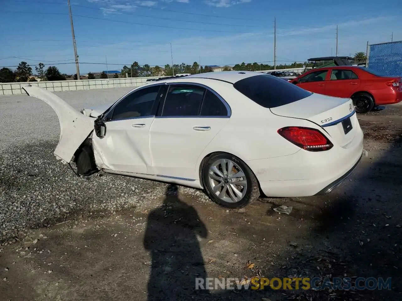 2 fotografías del automóvil dañado 55SWF8EBXLU324725 MERCEDES-BENZ C-CLASS 2020