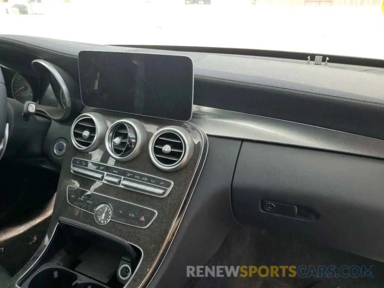 9 fotografías del automóvil dañado 55SWF8GB5LU332776 MERCEDES-BENZ C-CLASS 2020