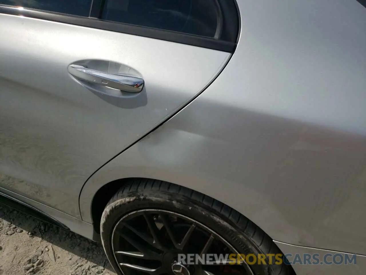 9 fotografías del automóvil dañado 55SWF8HB1LU330912 MERCEDES-BENZ C-CLASS 2020