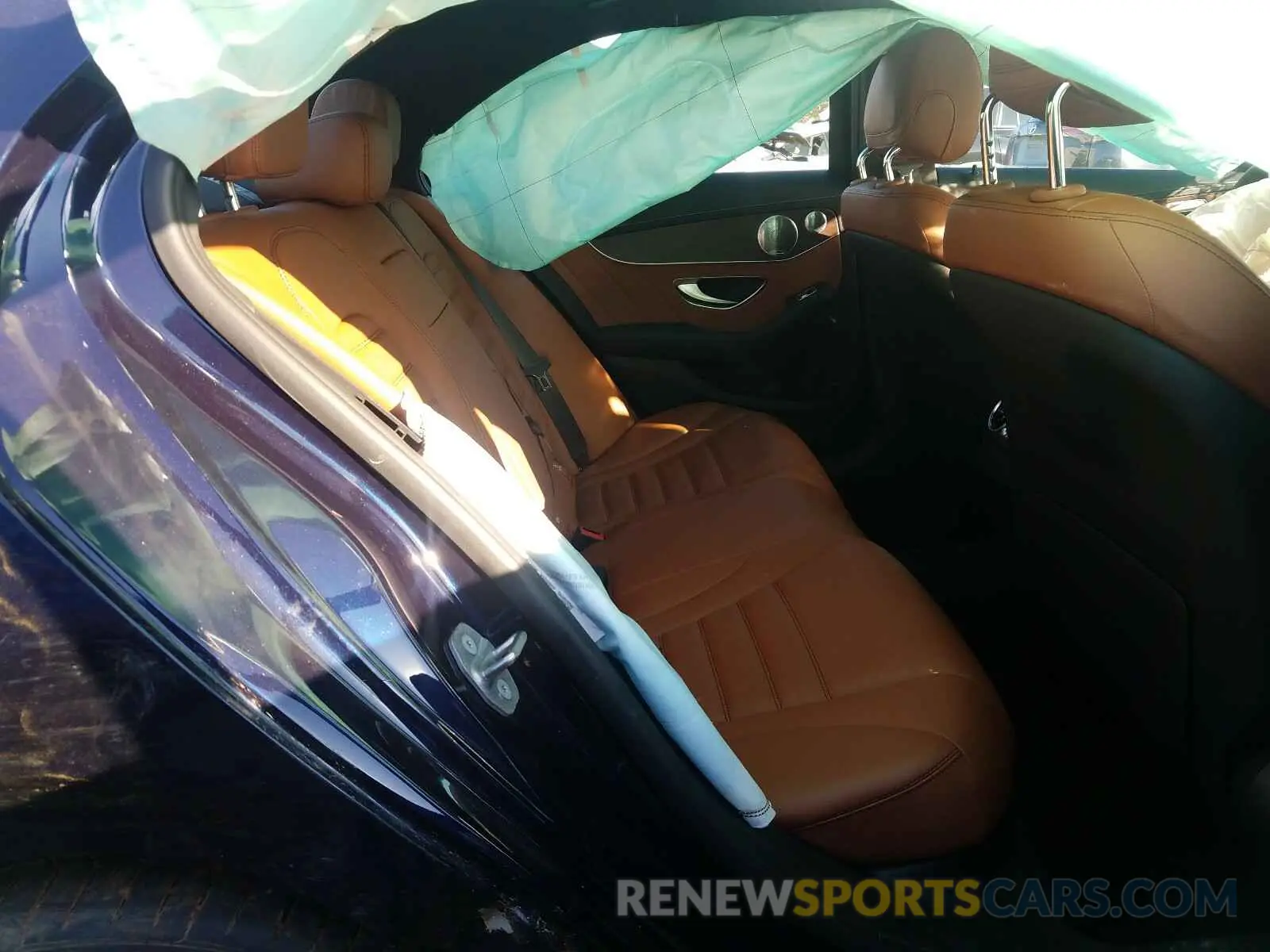 6 fotografías del automóvil dañado W1KWF6EB2LR585286 MERCEDES-BENZ C CLASS 2020