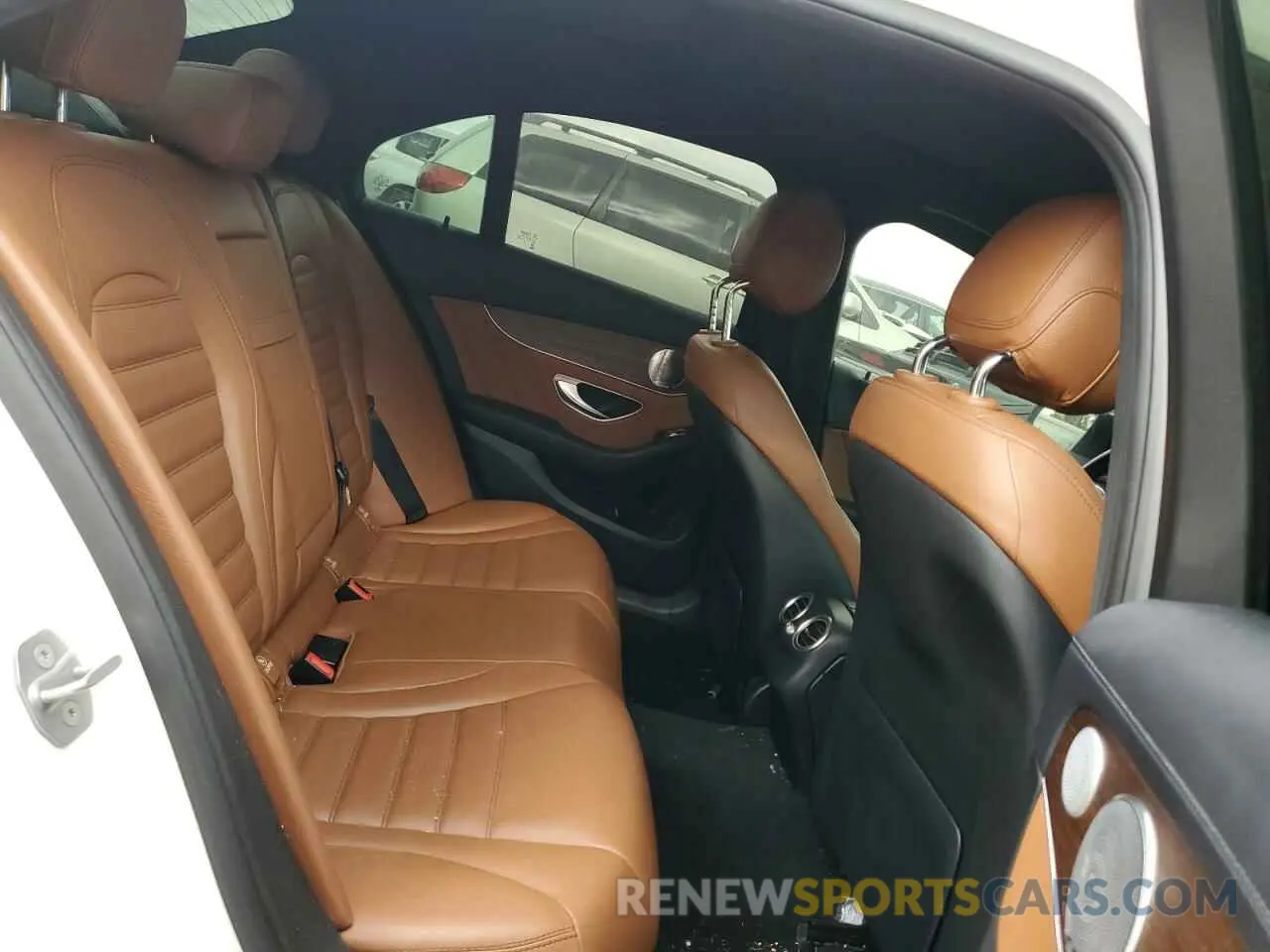 10 fotografías del automóvil dañado W1KWF6EB5LR572872 MERCEDES-BENZ C-CLASS 2020