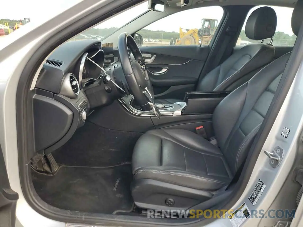 7 fotografías del automóvil dañado W1KWF8DB1LR580271 MERCEDES-BENZ C-CLASS 2020